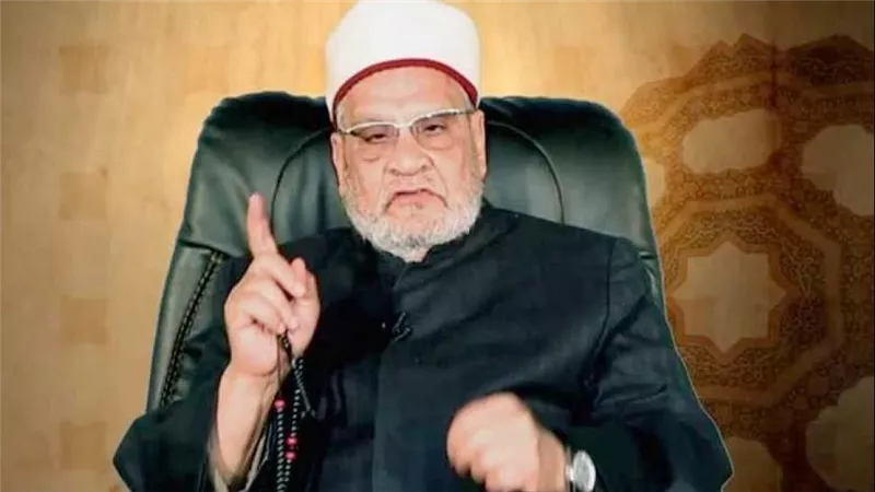 رد حاسم من أحمد كريمة..عريس يسأل عن حكم رقص زوجته له في نهار رمضان | فيديو