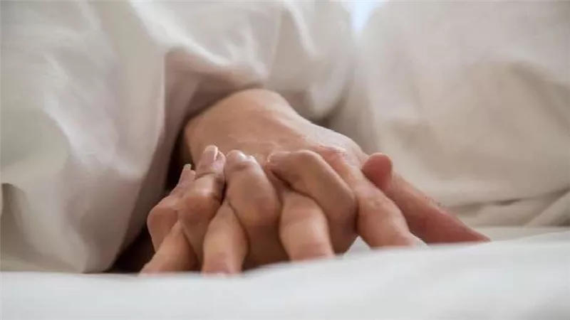 زوجة لعوب ووفاة أثناء ممارسة الرذيلة.. القصة الكاملة لما حدث في عقار العجوزة