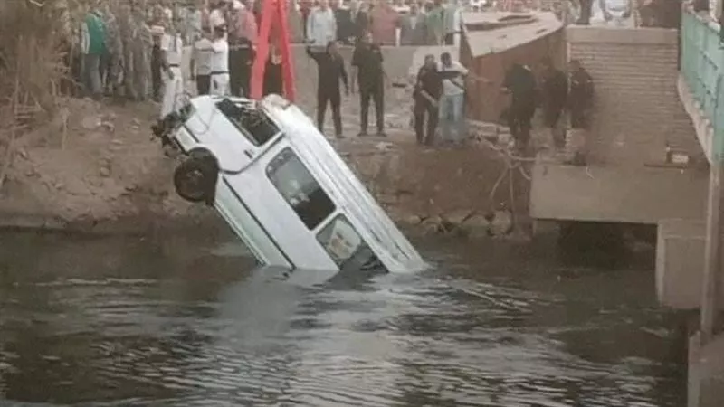 النيابة تكشف حقيقة تسبب 2 جنيه في حادث ميكروباص المنيا