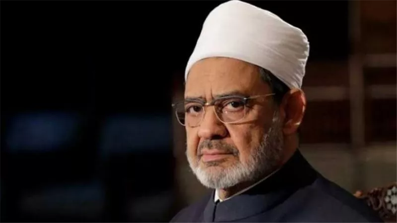 بعدما أثار أحمد كريمة الجدل بشأنه.. هذا ما قاله شيخ الأزهر عن تعدد الزوجات | فيديو