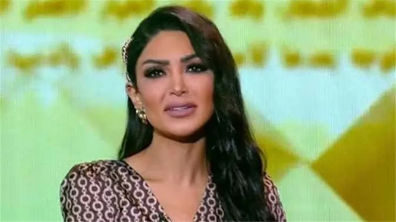 تساومني وتهددني أنا.. أول تعليق من سالي عبدالسلام بعد القبض على المتهم بالتحرش 