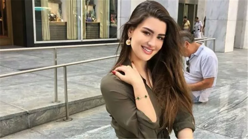 تزوجت مغتصبها وتعاني من مرض خطير.. من هي البلوجر روان بن حسين؟ | شاهد