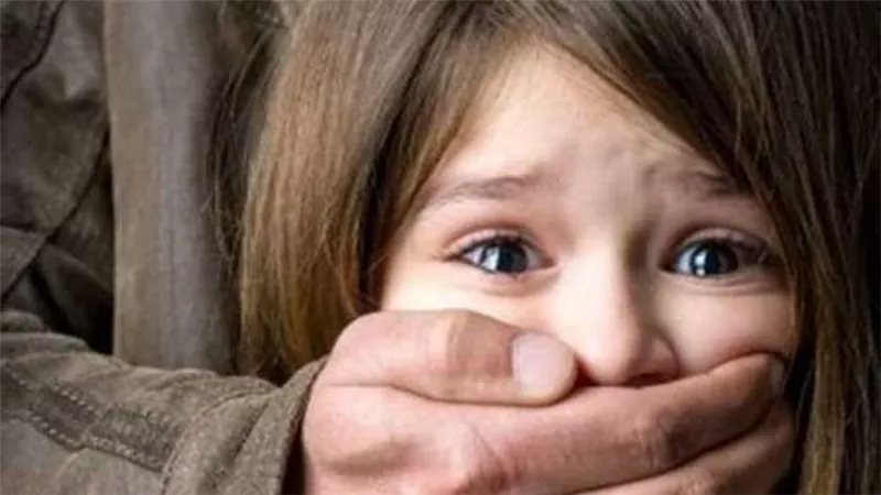 تفاصيل مثيرة.. عاطل يستدرج طفلة إلى منزله ويغتصبها في البدرشين