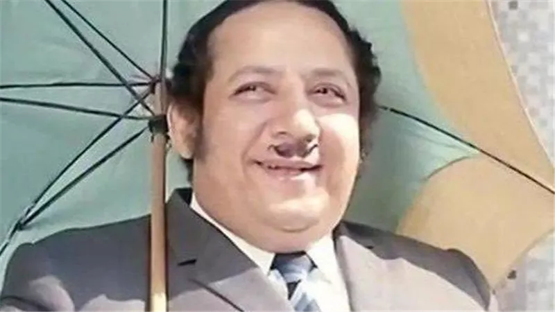 فيديو نادر.. حكاية نبوءة العراف لـ جورج سيدهم وسمير غانم وابنتيه قبل 50 عاما | شاهد