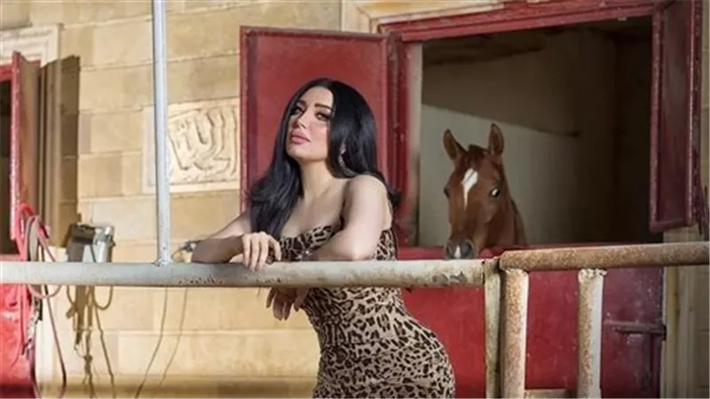 دعاء بـ نار جهنم.. ضجة على السوشيال ميديا بسبب عبير صبري