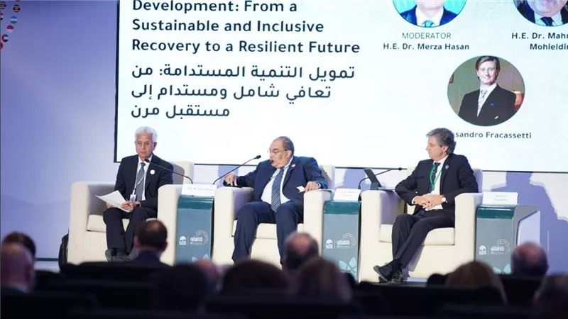 محمود محيي الدين: التكيف مع آثار التغير المناخي يتطلب من الدول النامية انفاق ٣٠% إلى ٥٠% من ميزانيتها على مشروعات المناخ