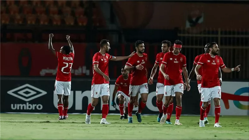 التلاعب في خطاب الكاف.. شوبير يُفجر مفاجأة مدوية بشأن أزمة ملعب نهائي أفريقيا