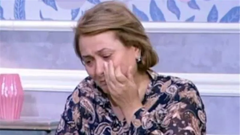 نجلها اعتدى عليها ويعاني من الإدمان.. من هي مديحة الحسيني؟ | فيديو