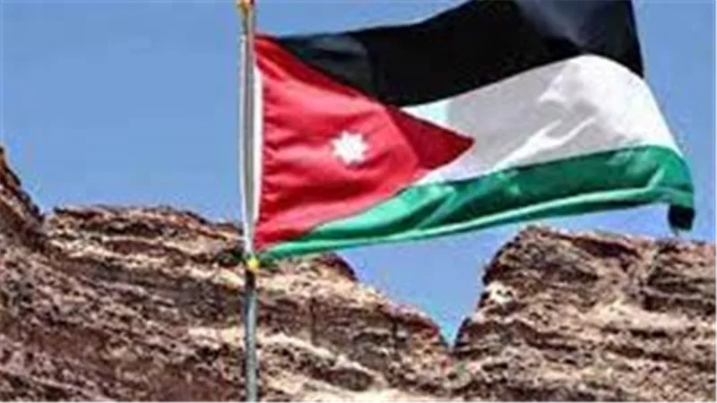 جريمة مروعة بعد حادث إيمان إرشيد.. تفاصيل إلقاء طالبة على سطح مدرسة بعد ربطها بالحبال بالأردن