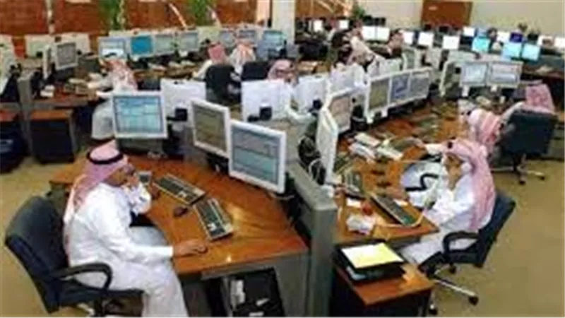 تشمل المصريين.. 6 قرارات سعودية جديدة تحرم الوافدين من العمل في هذه المهن