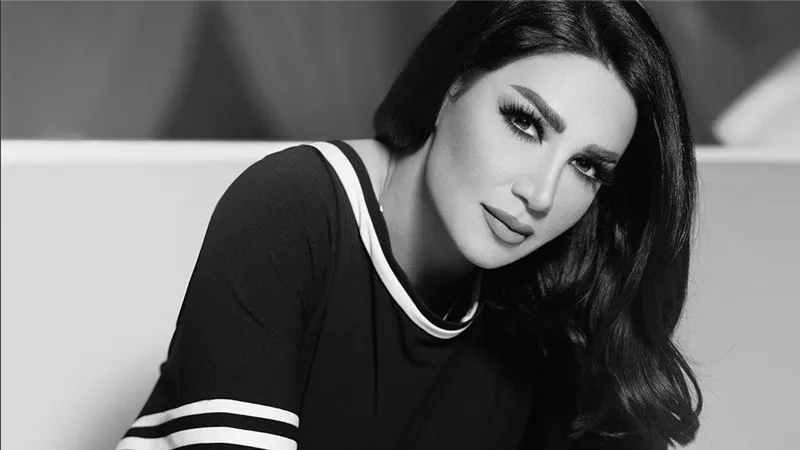  بعد جدل صورتها بالعمرة.. أول تعليق من ديانا حداد حول قصة اعتنقاها الإسلام | شاهد