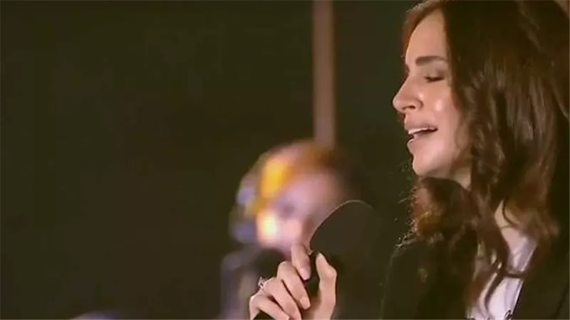 بعد اعتزالها.. الموسيقيين تكشف حقيقة شطب أمال ماهر من النقابة