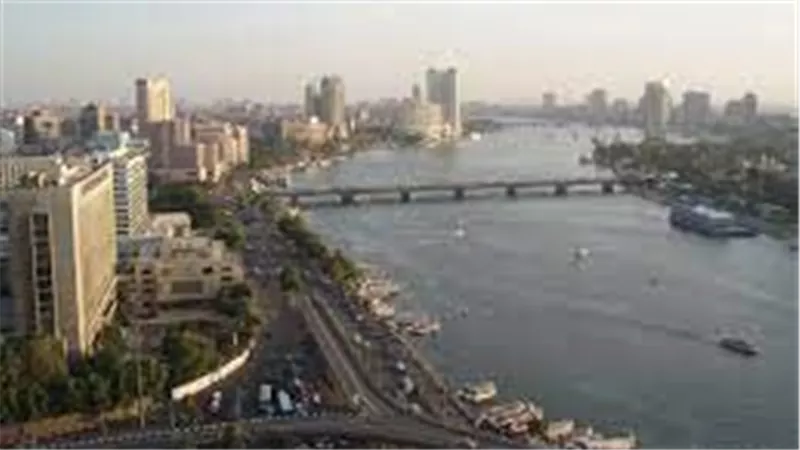 تحركات جديدة.. هل حددت البيئة مصدر لروائح الكريهة بالقاهرة؟