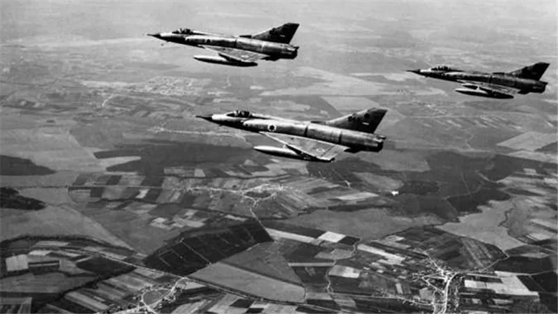 حصار وقذائف فوسفور ومقبرة جماعية.. ماذا حدث لـ 100 جندي مصري غرب القدس في حرب 1967؟