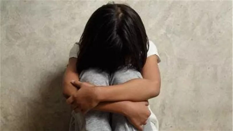 قرار عاجل بشأن المتهم..تطور جديد في واقعة هتك عرض طفلة داخل دورة مياه مركز ترفيهي بأسيوط