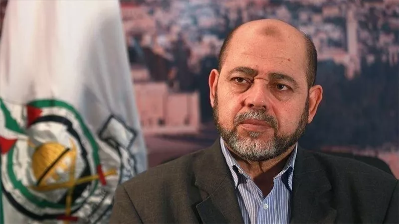 موسى أبو مرزوق يثير الجدل بشأن موقف حماس من الدول العربية المطبعة مع إسرائيل