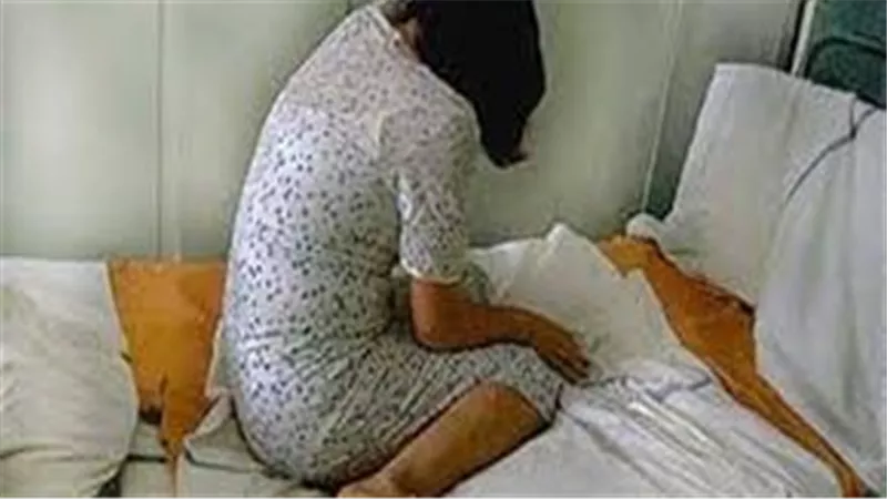  صورها وهى بتستحمى.. حكاية ابتزاز زوج الأم للابنة فى المطرية لممارسة الرذيلة