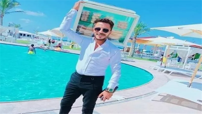 رحلة كفاح انتهت بمأساة.. أهالي الإسكندرية يشيعيون جنازة أشهر بائع فريسكا في مصر 