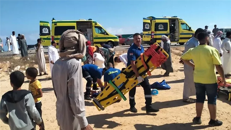 تصادم مروع.. بيان عاجل لمحافظ مطروح بشأن حادث الطريق الساحلي 