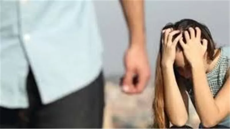مرحمتش دموع بنتي..مهدي يرفع دعوى نشوز على زوجته بعد عشرة 12 سنة
