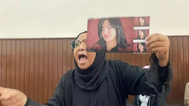 زغروطة وركعتي شكر..أول رد فعل من والدة شيماء جمال بعد إحالة أوراق المتهمين للمفتي