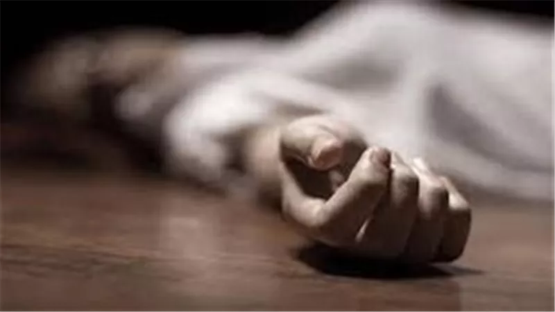 تفاصيل مثيرة.. عامل ينهي حياة ابنته لشكه في سلوكها بأبو النمرس