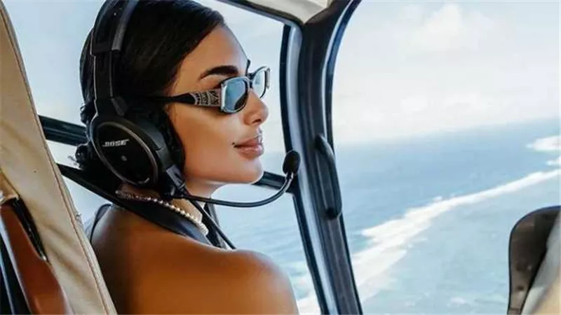 أحدهم أعاد الامتحانات لأكثر من 7 سنوات.. حكايات الفنانين بين النجاح والرسوب في الثانوية العامة