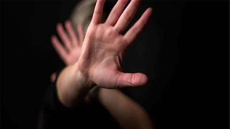 صرخات داخل توك توك.. تفاصيل مثيرة في تحرش سائق بفتاة بالقاهرة