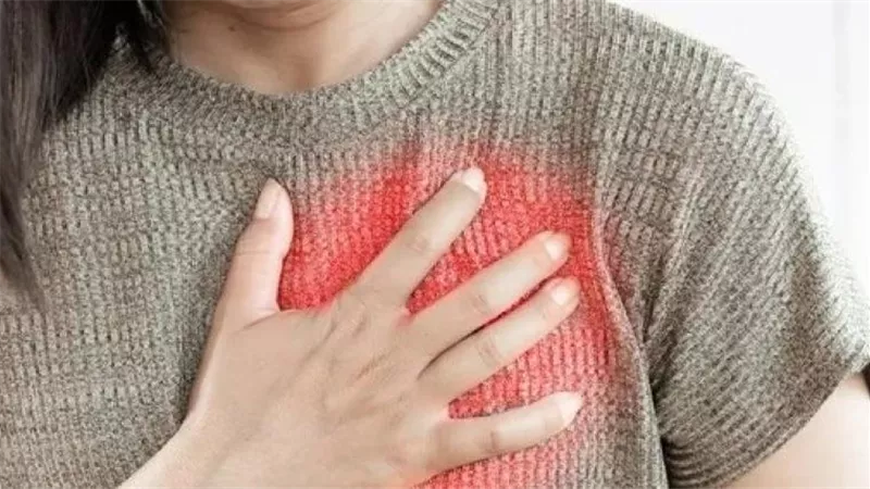  احذر تناول هذه الأطعمة يوميا..أعراض الإصابة بجلطة القلب