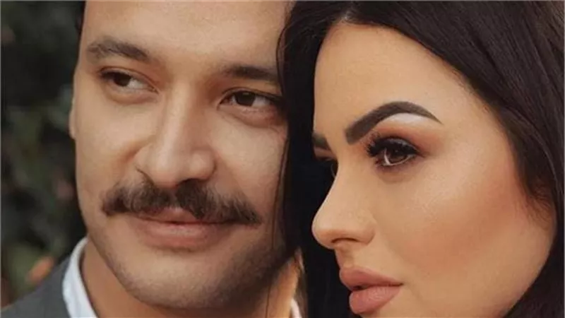 حسمت الأمر بكلمة.. حقيقة انفصال هنادي مهنا عن أحمد خالد صالح | فيديو