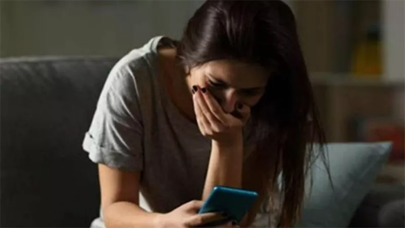 رسائل ابتزاز بصور عارية على الواتس آب..التفاصيل الكاملة لتهديد شاب بقتل زميلته فى القليوبية
