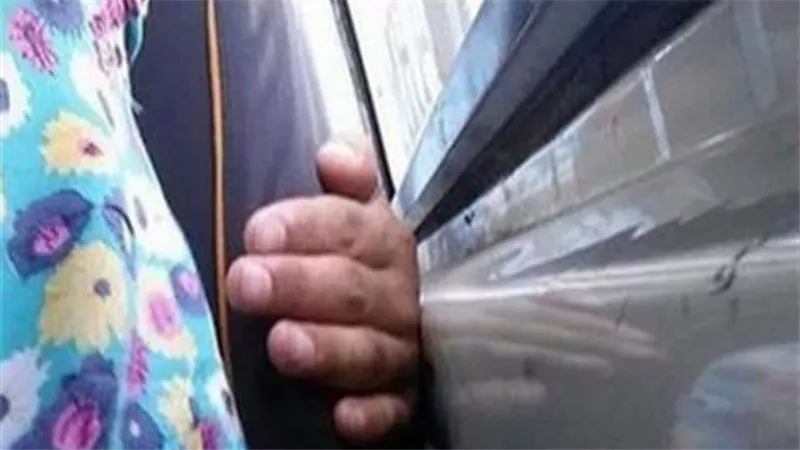 اتحرش بيا في الأتوبيس.. الداخلية تكشف تفاصيل مثيرة عن واقعة فتاة دهب