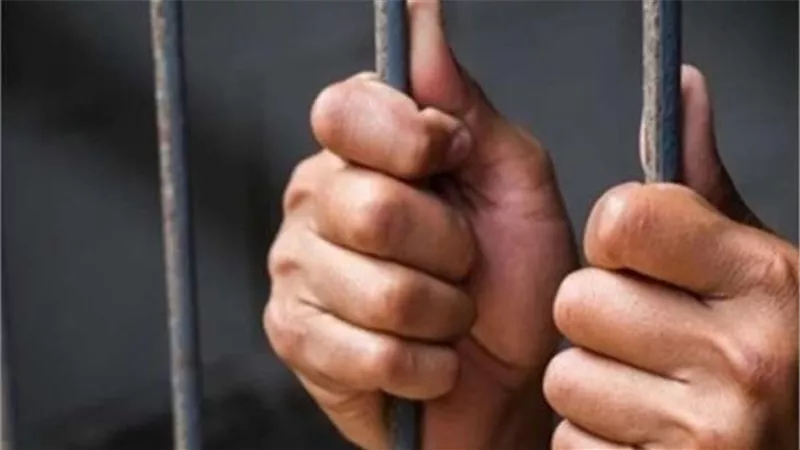 من صاحب محل ملابس إلى البدلة الحمراء.. القصة الكاملة لـ دنجوان الشرقية 