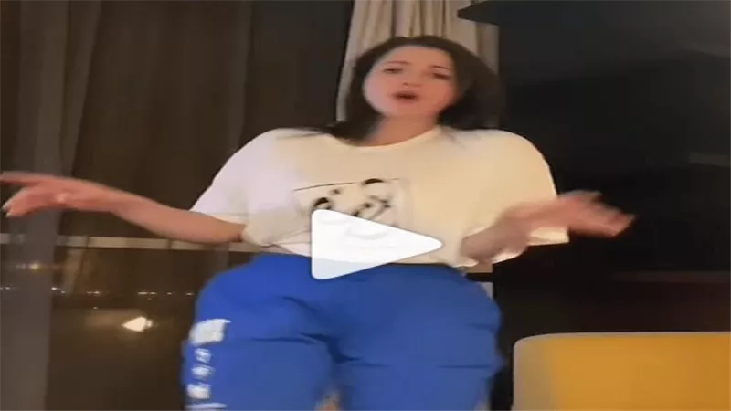 أنا سينجل ليه.. وصلة رقص مثيرة لـ منى فاروق على نحنوح | فيديو