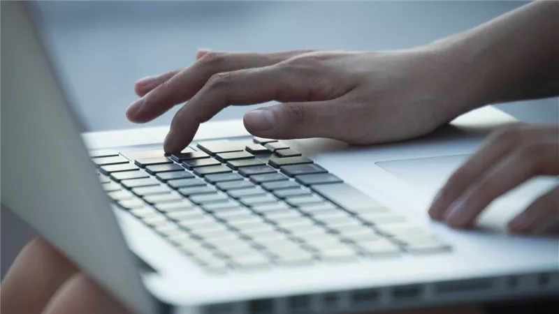الإفتاء تجيب..هل يغفر الله مشاهدة الأفلام الإباحية ؟