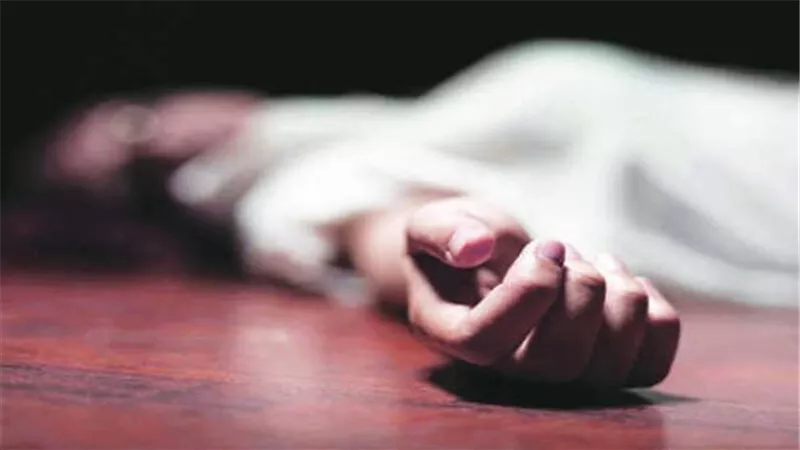 استدرجها للشاطئ.. تفاصيل مثيرة في طعن فتاة على يد حبيبها لشكه في سلوكها ببورسعيد