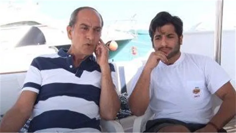 لا عزاء..أول تعليق من نجل هشام سليم على وفاة والده | شاهد