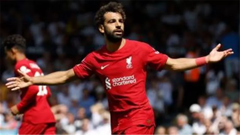 ترتيب مفاجئ لـ محمد صلاح وماني.. حقيقة تسريبات جائزة أفضل لاعب في العالم | شاهد