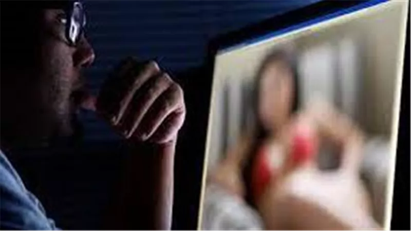 صورني وهددني يفضحني.. اعترافات مثيرة للمتهمة بقتل عشيقها في الشرقية 