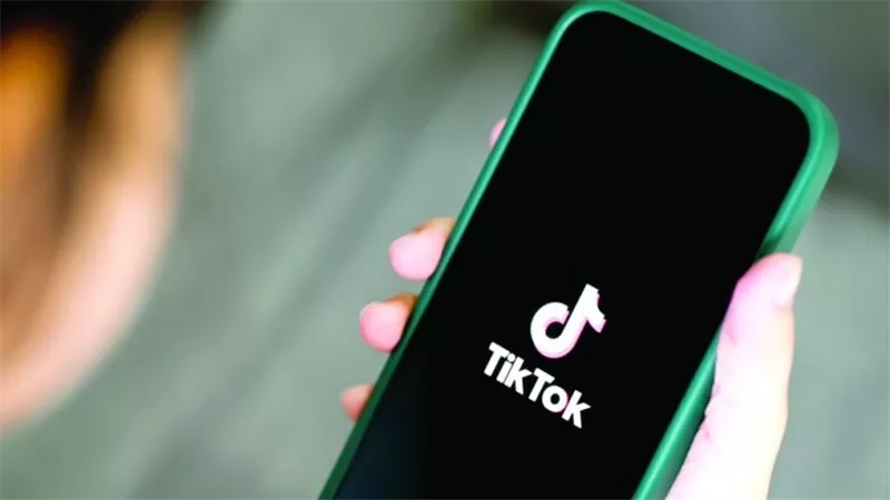 كتم الأنفاس.. فيديو لفتيات يُثير الذعر على تيك توك