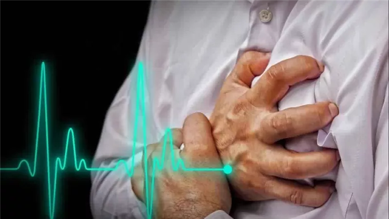 راقبوا هذه الأعراض.. طبيب شهير يحذر من مرض منتشر بشكل شائع