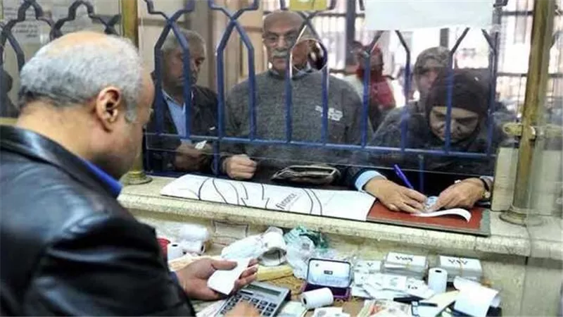 هل تم تبكير الصرف ؟.. موعد صرف معاشات شهر نوفمبر 2022 في مصر