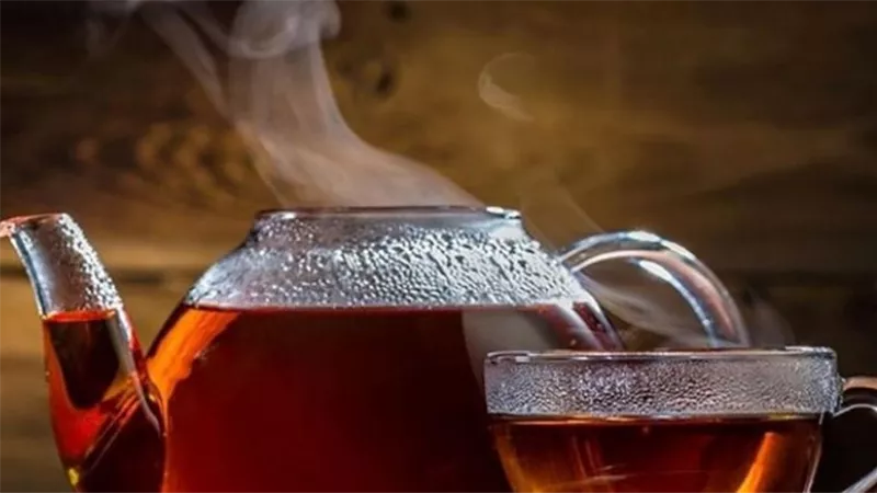 اعرف المعدل المسوح به يوميا.. 9 أضرار لـ شرب الشاي بكثرة