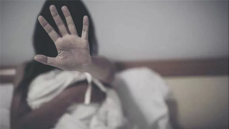 الحرامي سرق أمي وقطع جلابيتي وأنا نايمة.. اعترافات مثيرة للطفلة ضحية هتك العرض بالأميرية