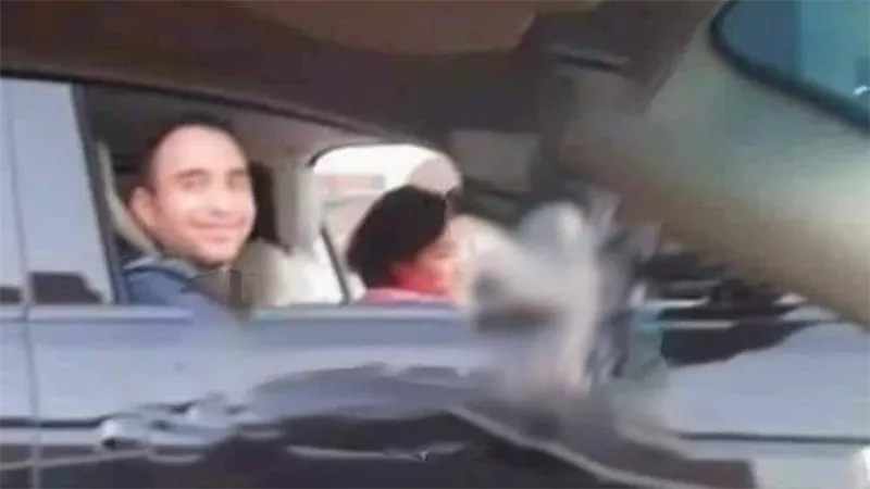 محامي شيرين عبدالوهاب يكشف حقيقة صورتها مع حسام حبيب بالسيارة بعد خروجها من المستشفى