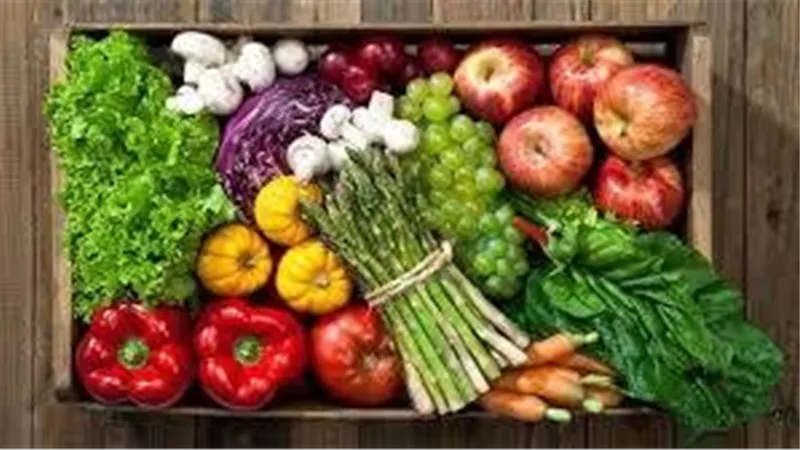 احذر..ماذا يحدث لجسمك عند تناول الطعام النباتي فقط؟