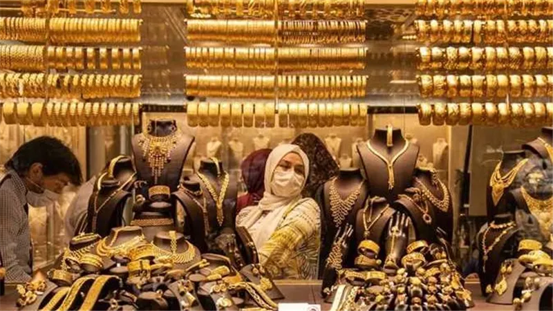 قفزة غير متوقعة..أسعار الذهب اليوم الجمعة 18-11-2022