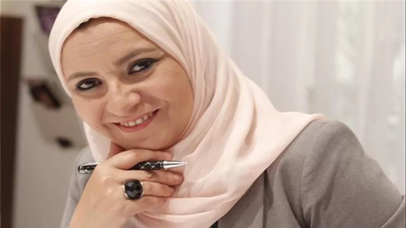 شتمت الرجالة.. هبة قطب أمام القضاء في تهمة جديدة