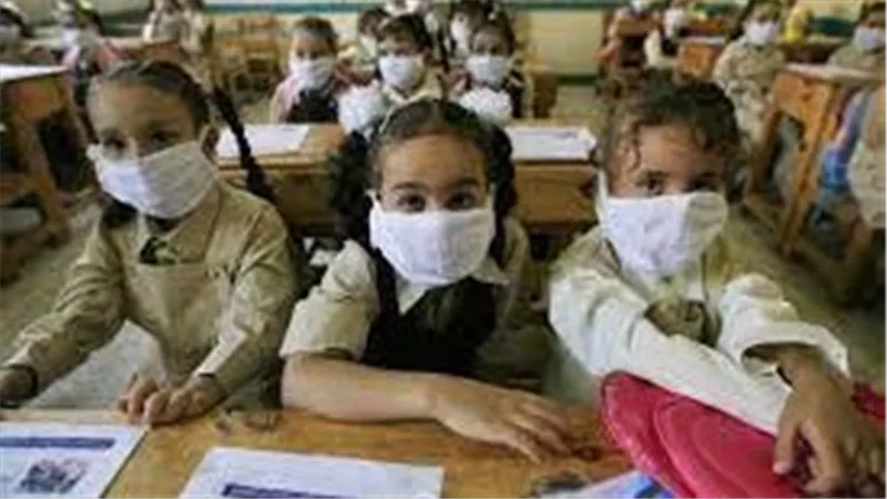 بعد انتشار الفيروس المخلوي.. هل نعود لفترة الحجر المنزلي مرة أخرى ؟