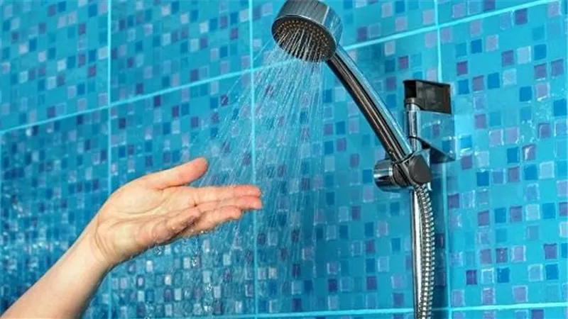 لن تتوقعها.. 4 أمور تحدث لجسمك عند الاستحمام بالماء البارد